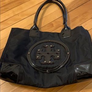 Black beach bag